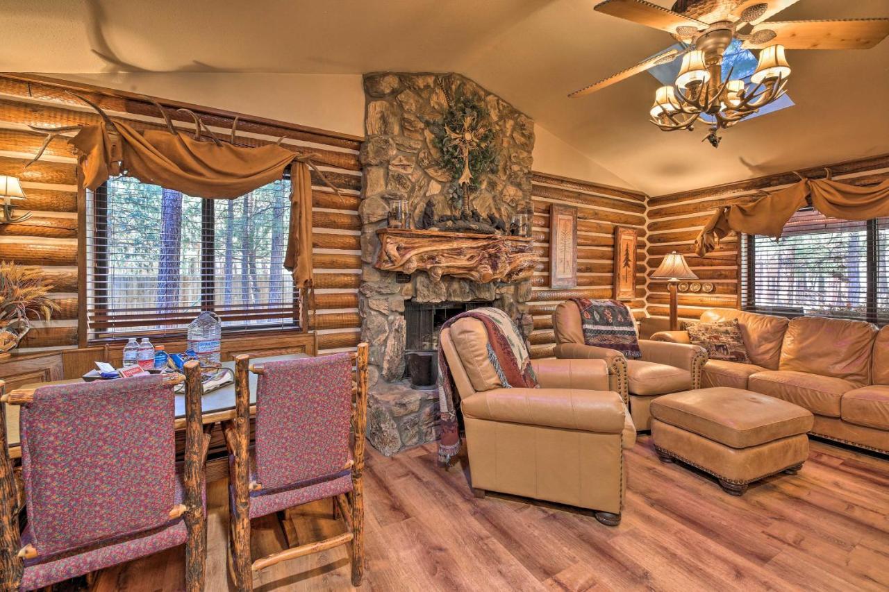 Rustic Lakeside Cabin - Family And Pet Friendly! パイントップ・レイクサイド エクステリア 写真